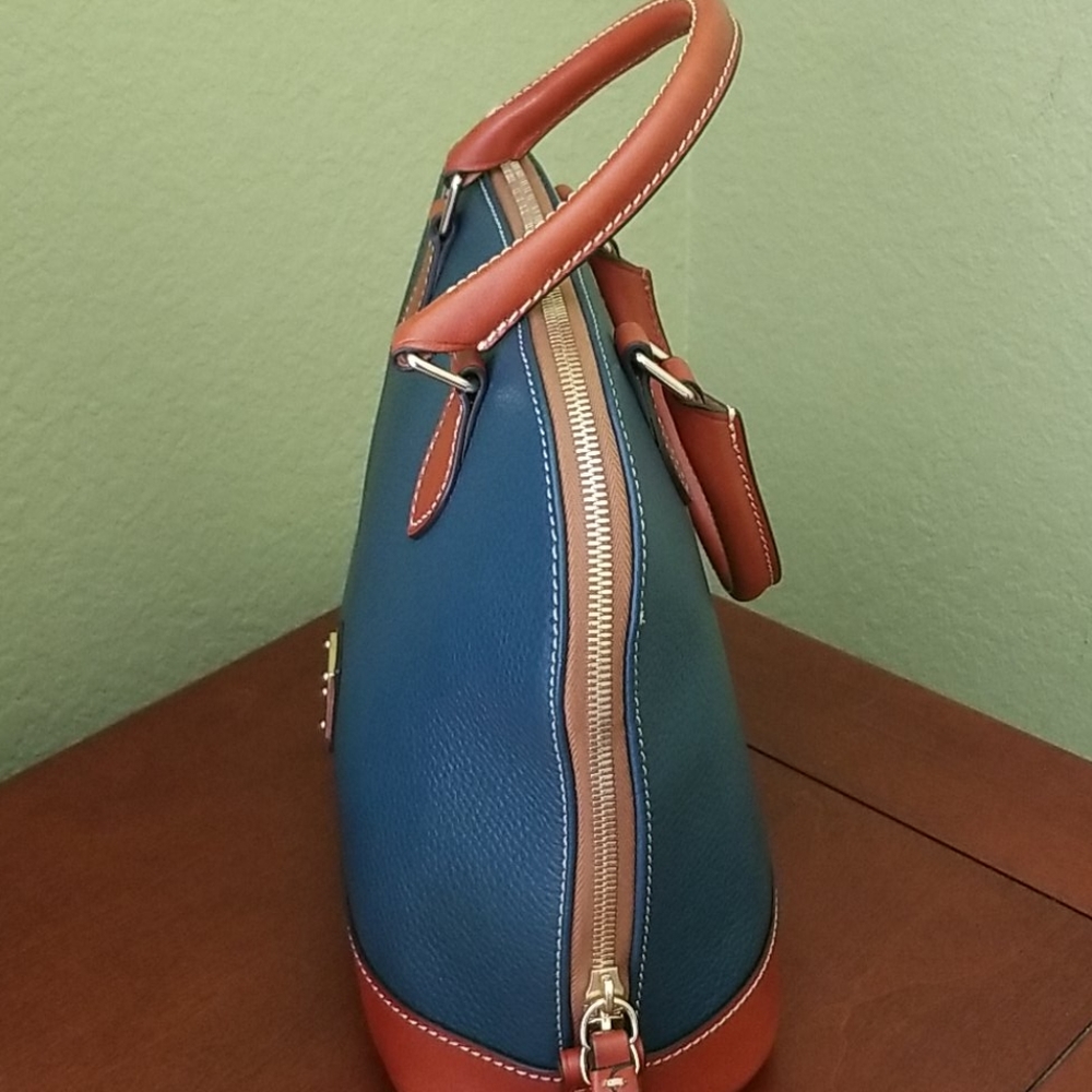 DOONEY & BOURKE Bag - Picture 2 of 6